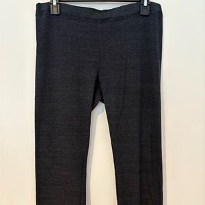 Allen Allen Dark Gray 3/4 length leggings. SZ L